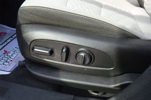 Used 2019 Chevrolet Equinox LS w/ LS Convenience Package image 14