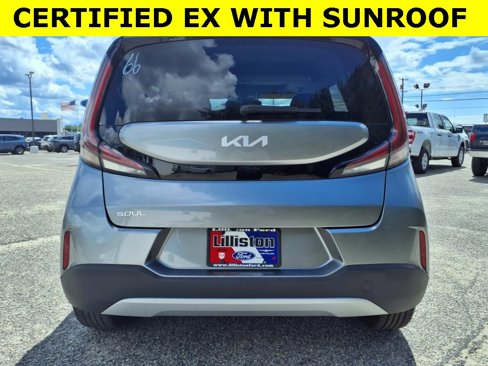 Used 2023 Kia Soul EX image 5