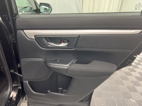 Used 2017 Honda CR-V LX image 17