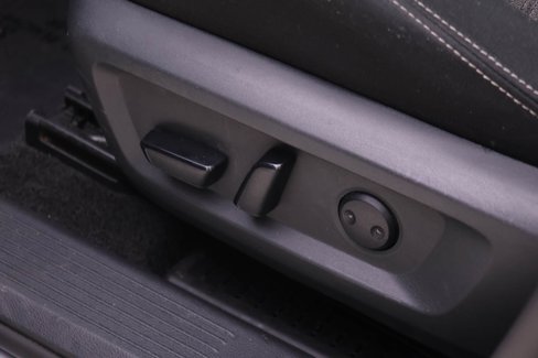 Used 2023 Nissan Rogue SV image 14