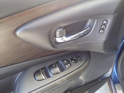 Used 2021 Nissan Murano Platinum w/ Cargo Package image 15