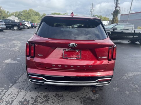 Used 2021 Kia Sorento EX image 11