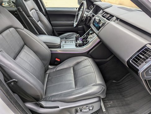 Used 2018 Land Rover Range Rover Sport HSE Dynamic image 10
