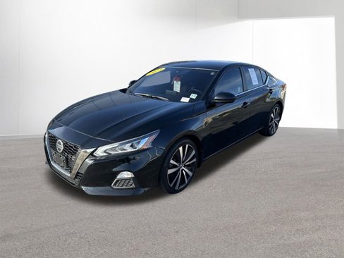 Certified 2022 Nissan Altima 2.5 SR image 2