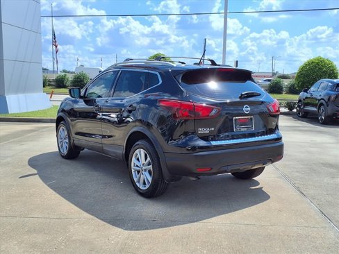 Used 2019 Nissan Rogue Sport SV image 3