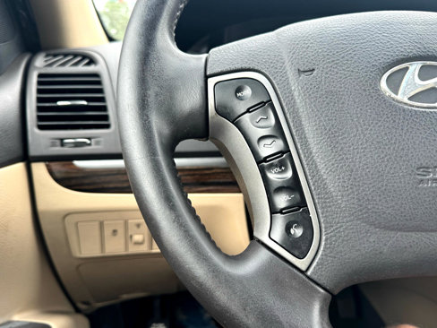 Used 2011 Hyundai Santa Fe Limited image 26