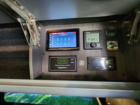 Used 2022 Mercedes-Benz Sprinter 2500 image 35