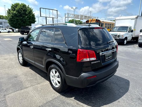 Used 2011 Kia Sorento LX w/ Convenience Pkg image 6