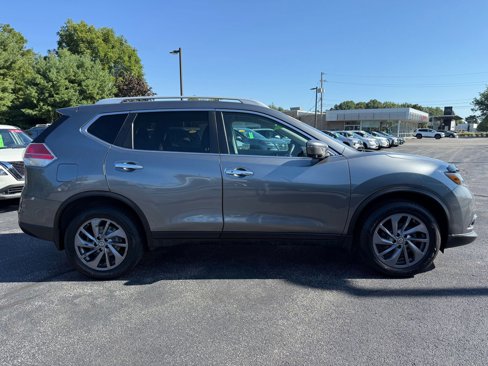Used 2016 Nissan Rogue SL image 4