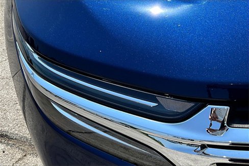 Used 2023 Chevrolet Equinox LT image 32