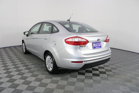 Used 2015 Ford Fiesta S image 20
