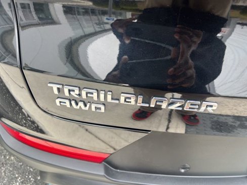 Used 2022 Chevrolet TrailBlazer LS image 3