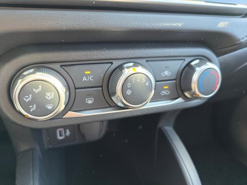 New 2025 Nissan Versa S w/ Trunk Package image 33