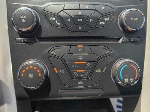 Used 2014 Ford Fusion SE image 17