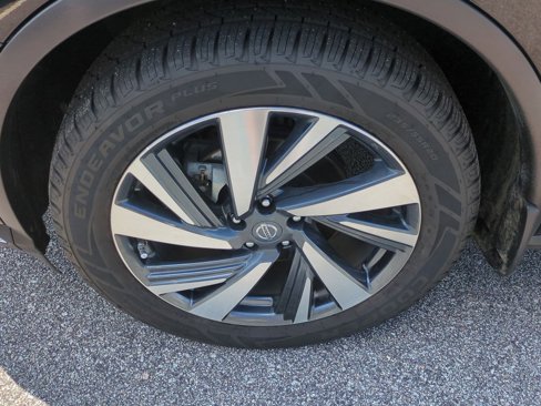 Used 2017 Nissan Murano Platinum image 10