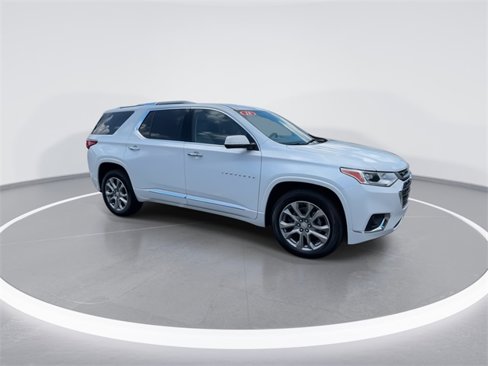 Used 2018 Chevrolet Traverse Premier w/ Driver Confidence II Package image 8