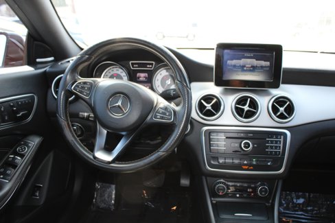 Used 2016 Mercedes-Benz CLA 250 image 11