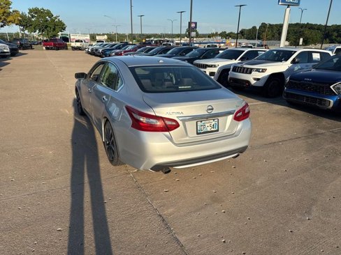 Used 2018 Nissan Altima 2.5 SV image 4
