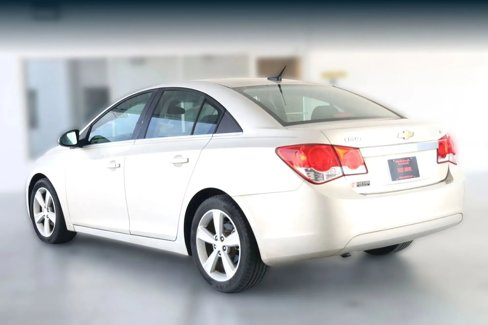 Used 2012 Chevrolet Cruze LT image 9