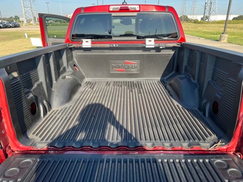 Used 2016 GMC Canyon SLT w/ Driver Alert Package image 28