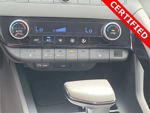 Certified 2024 Hyundai Elantra SEL w/ Convenience Package image 9