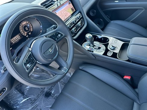 New 2025 Bentley Bentayga image 13