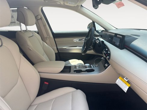 New 2026 Genesis GV70 2.5T Select image 15