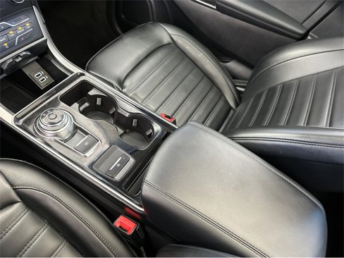 Used 2019 Ford Edge SEL w/ Equipment Group 201A image 33