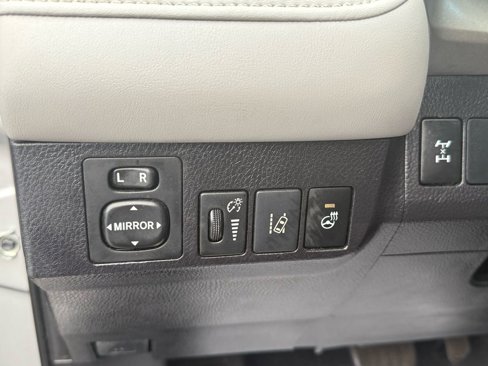 Used 2018 Toyota RAV4 Adventure w/ Cold Weather Package image 11