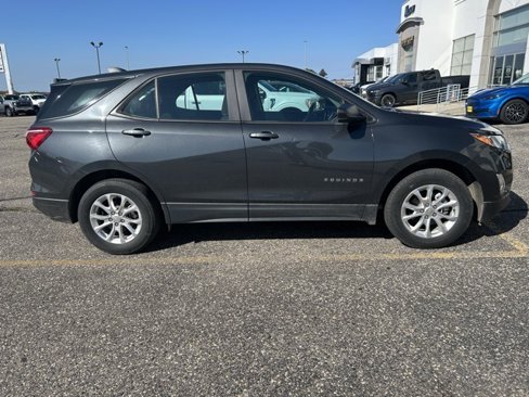 Used 2020 Chevrolet Equinox LS image 4