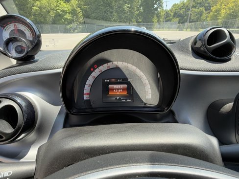 Used 2017 smart fortwo electric drive image 16