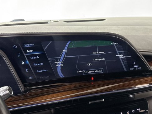 Used 2022 Cadillac Escalade Premium Luxury w/ Performance Package image 16