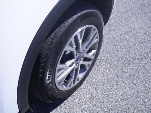 Certified 2022 Ford Escape SEL image 12