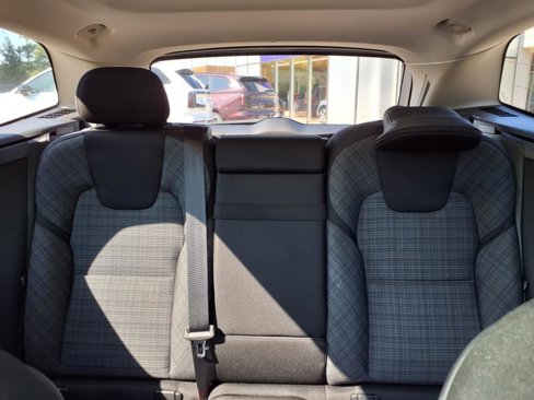 Certified 2023 Volvo XC60 B5 Core image 19