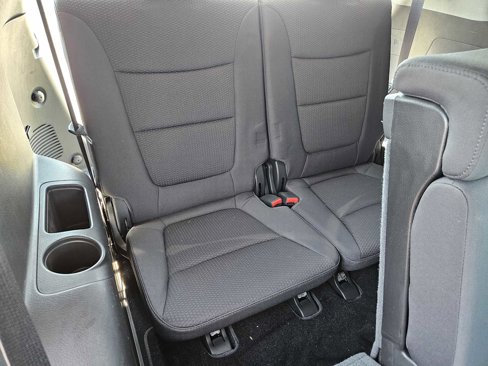 Used 2011 Kia Sorento LX w/ Convenience Pkg image 26