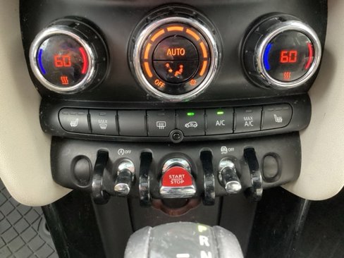 Used 2019 MINI Cooper 2-Door Hardtop image 21