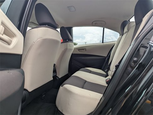 Used 2025 Toyota Corolla LE image 7