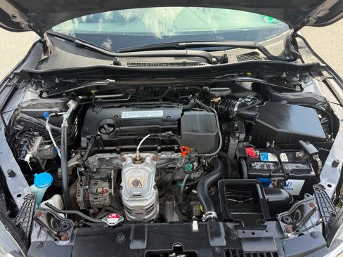 Used 2015 Honda Accord EX-L image 11