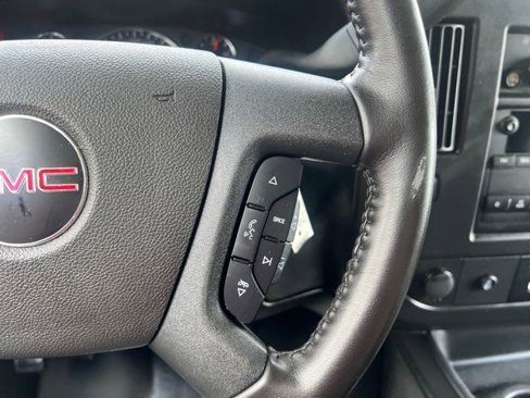 Used 2022 GMC Savana 2500 w/ Driver Convenience Package image 32