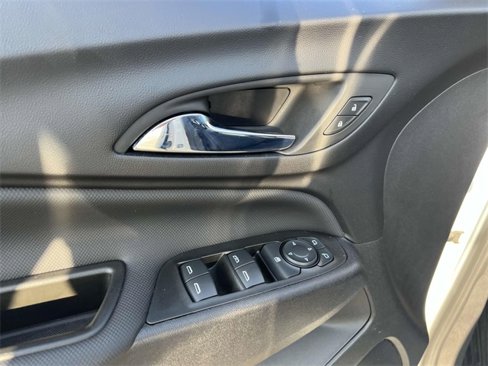 Certified 2022 Chevrolet Equinox RS image 19