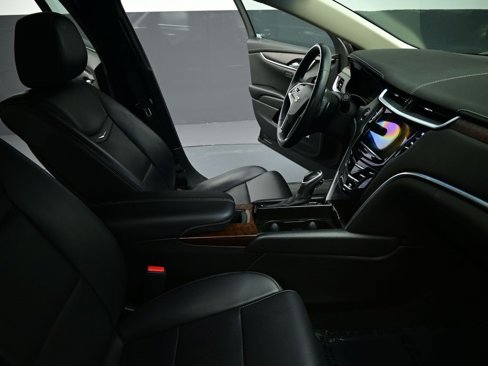 Used 2018 Cadillac XTS Luxury image 29