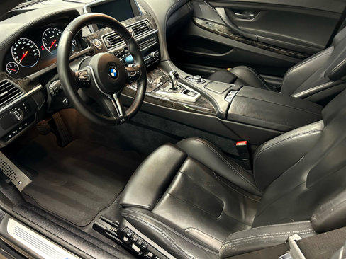 Used 2013 BMW M6 Coupe w/ Executive Pkg image 10