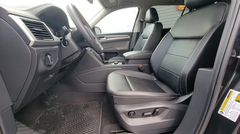 Used 2023 Volkswagen Atlas SE w/ Black Wheel Package image 22
