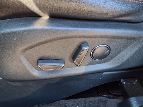Used 2018 Ford Explorer Sport w/ Equipment Group 401A image 18