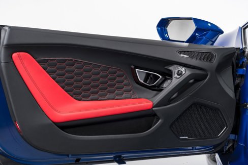 Used 2019 Lamborghini Huracan LP 610-4 image 9