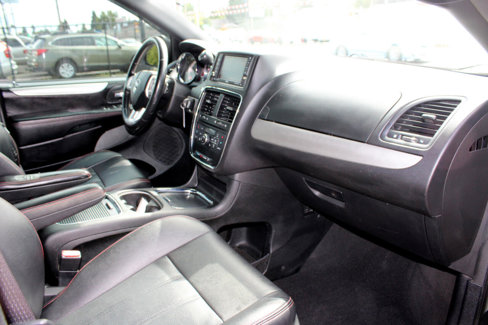 Used 2017 Dodge Grand Caravan GT image 13