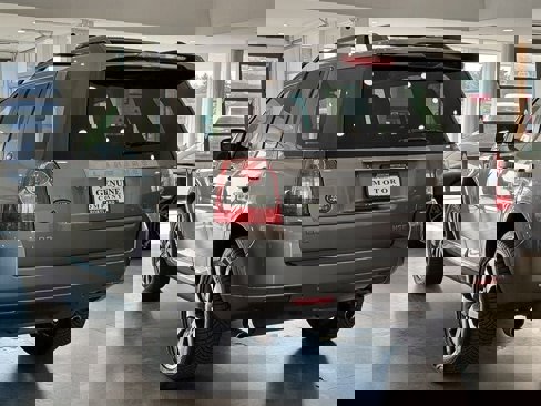 Used 2008 Land Rover LR2 HSE image 4