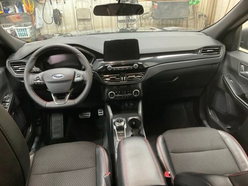 Used 2024 Ford Escape ST-Line image 9