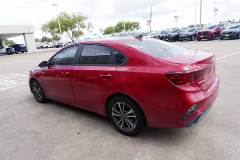 Used 2022 Kia Forte LXS image 5