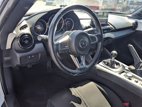 Used 2020 MAZDA MX-5 Miata RF Club image 16